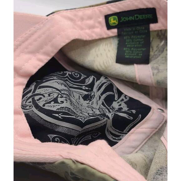 John Deere Season Womens Farmer Hat Camo Green Pink Edge Snap Back EUC‎ - Picture 8 of 11
